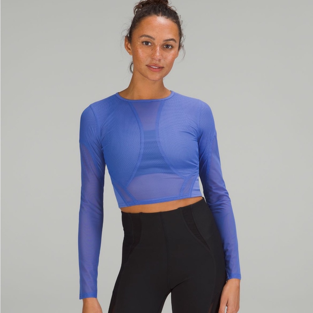 Lululemon Mesh Panel Training Long Sleeve shirt size 6